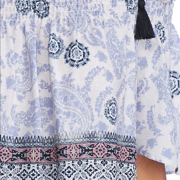 Jolt Sassy Tie Tassel Top - Picture 3 of 5